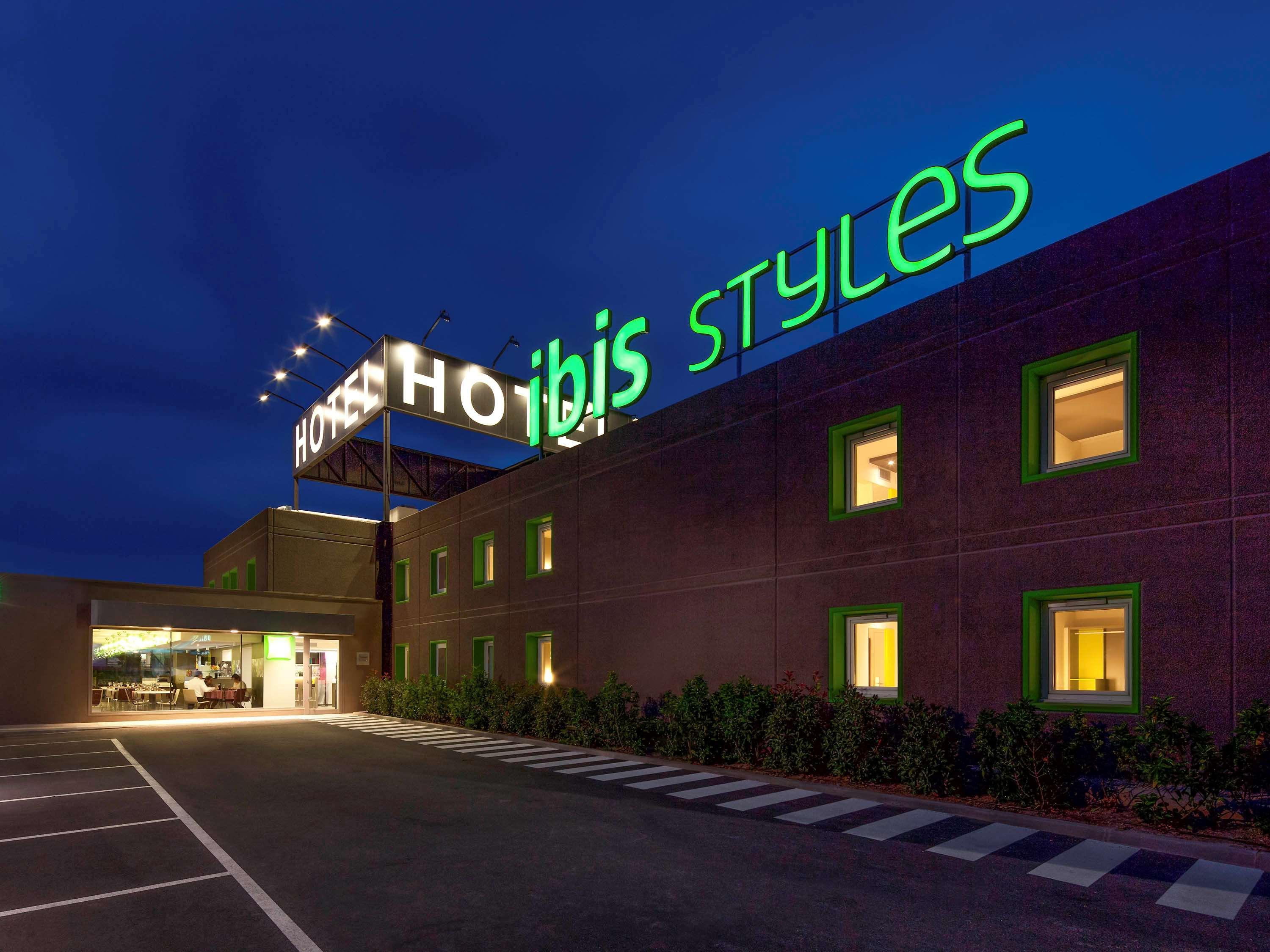 Hotel Ibis Styles Lleida Torrefarrera Dış mekan fotoğraf